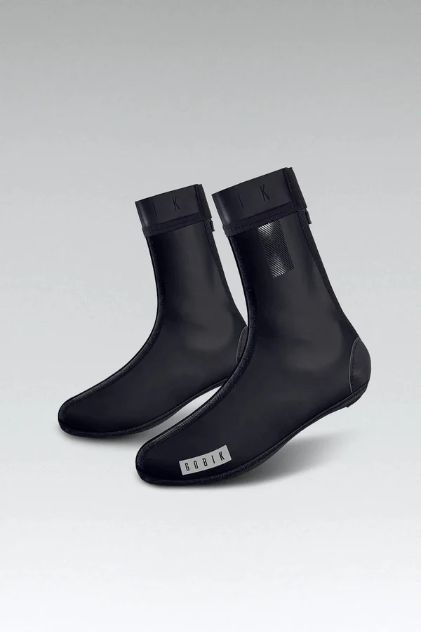 CUBREZAPATILLASTERMICOKAMIKUNISEXBLACK_01_abff79f7-08f6-4376-bceb-8043c76aa232_webp.webp