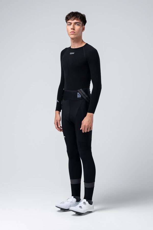 long-sleeve-baselayer-winter-merino-men-coal-timeless-01.jpg