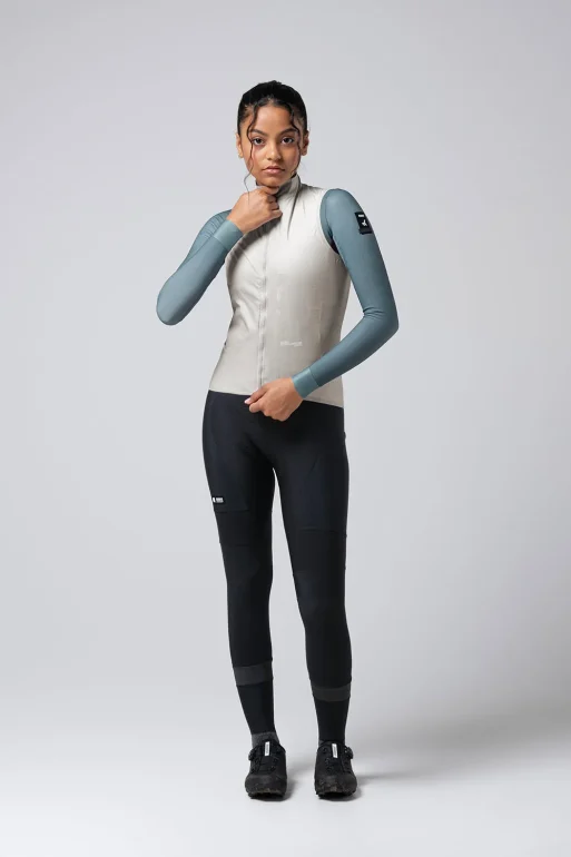 10-04-002-096-vest-plus-2-0-women-moonstruck-03.webp