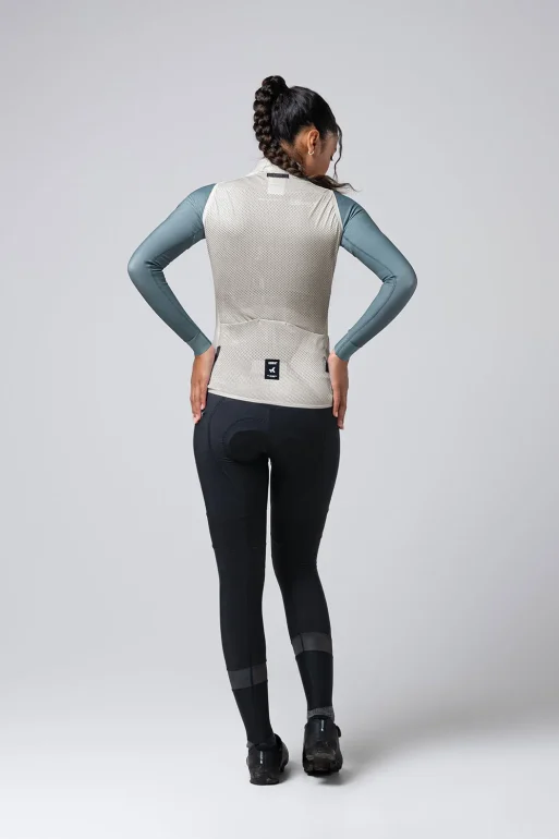 10-04-002-096-vest-plus-2-0-women-moonstruck-07.webp