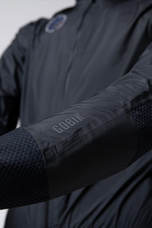 10-05-008-002-rain-jacket-exo-2-0-unisex-royal-black-06.jpg