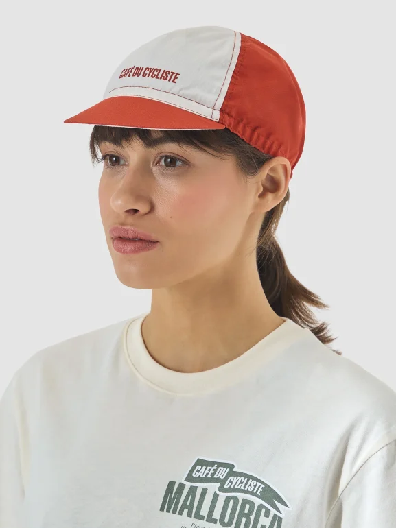 B-CAP-GAPETT-U-CIWH_WOMEN__01-1.webp