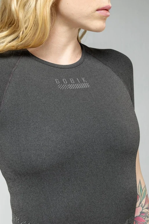 CAMISETA-INTERIOR-MANGA-CORTA-LIMBER-SKIN-MUJER-BASALT-4-1.webp