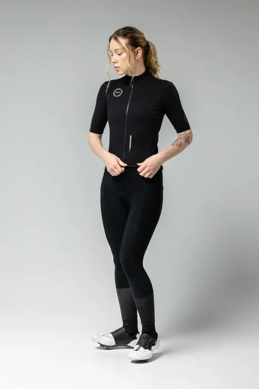 CHAQUETA-MANGA-CORTA-ENVY-MUJER-JET-BLACK-1_0b9883c5-df1b-4ec6-ab21-d316f11911bb.webp
