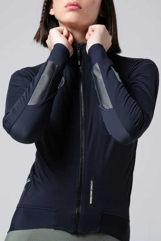 CHAQUETA-UNISEX-Armour-2.0-Ultrablue-04.webp