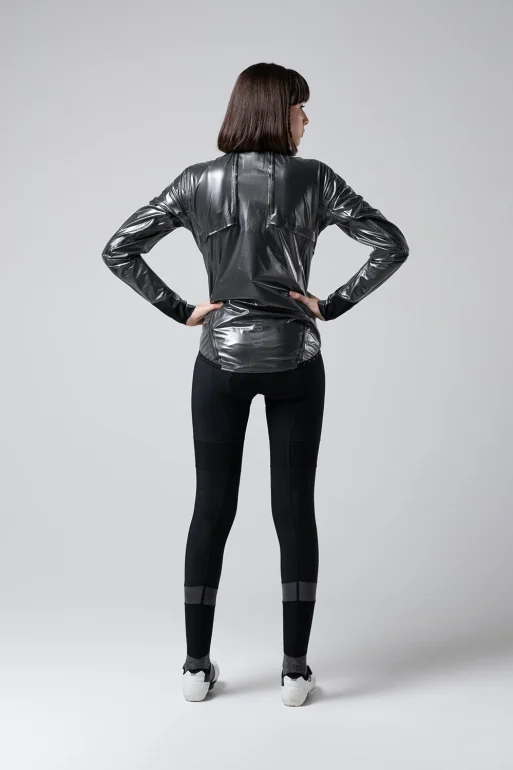 CHAQUETA-UNISEX-Pluvia-2.0-True-Black03.webp