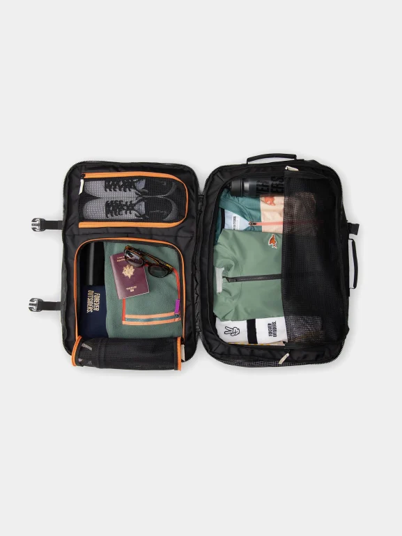 Cafe-Du-Cycliste-Travel-bag-BLACK-45L-02.webp