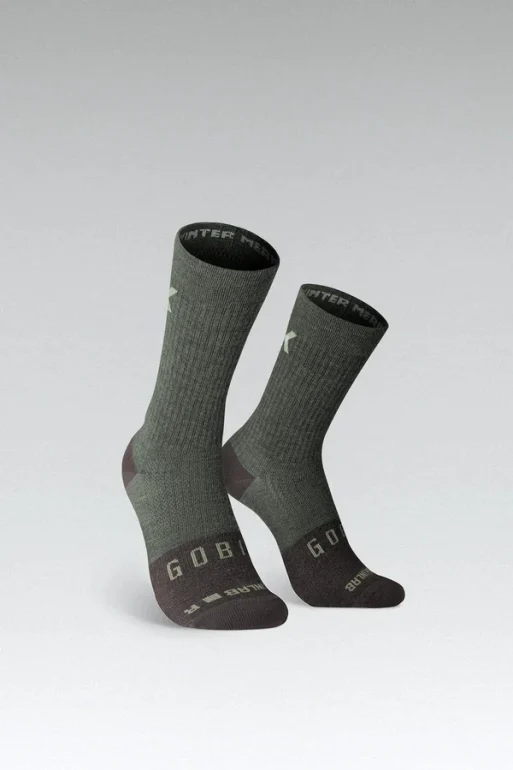 Calcetines-deep-winter-merino-olive-unisex-cold24-gobik-4_9893d9d1-7ea8-4df5-af97-eb46f4d543a7_webp.webp