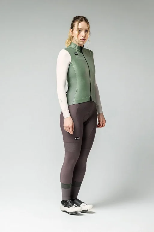 Chaquetat-mujer-SkimoPro-BasilCaps_UN1TY-Gobik-24-3-1.webp