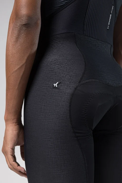 Culotte-corto-hombre-Absolute-6.0-Black-Caps_Unity-Gobik-8-SKU-10-02-002-136.webp