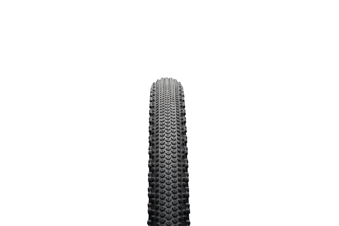 ENVE-Hex-40-44-Gravel-Tire-0832_cdfd9675-0006-48ba-af1b-ef5fe62cdf8d.webp