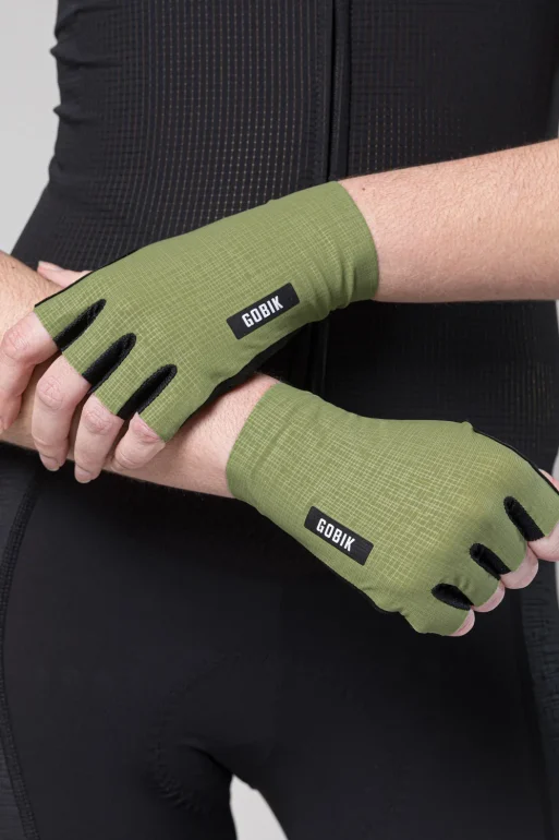 Guantes-unisex-Mamba_2.0-Olive_Green-Caps_Unity-Gobik-5-SKU-15-05-021-005.webp