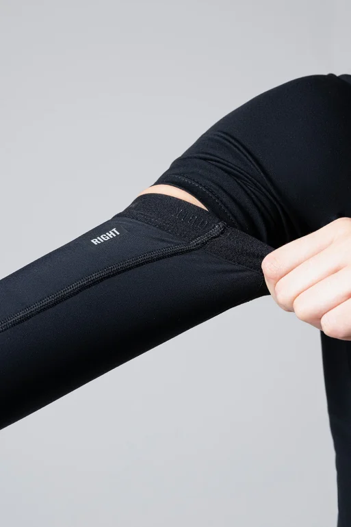 MANGUITOS-UNISEX-Haru-2.0-Pitch-Black03.webp