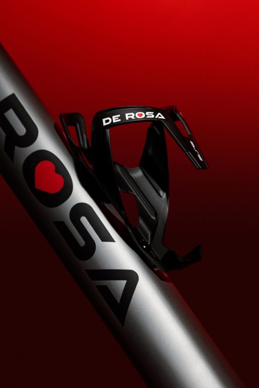 Porta-borraccia-carbonio-De-Rosa-2.jpg