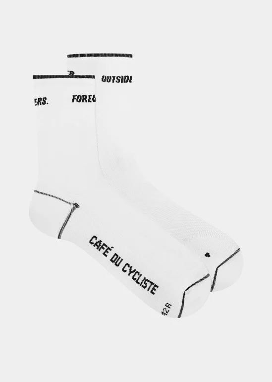 SOCKS-FOREVEROUTSIDERS-U-BLACKWHITE_1428x2000_01_FR_jpg.webp