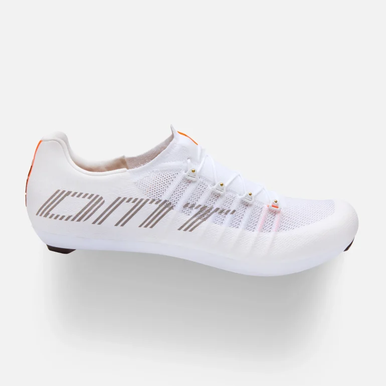 VELO_2025_DM1__M0010DMT25POGIS-A_0080_01.webp