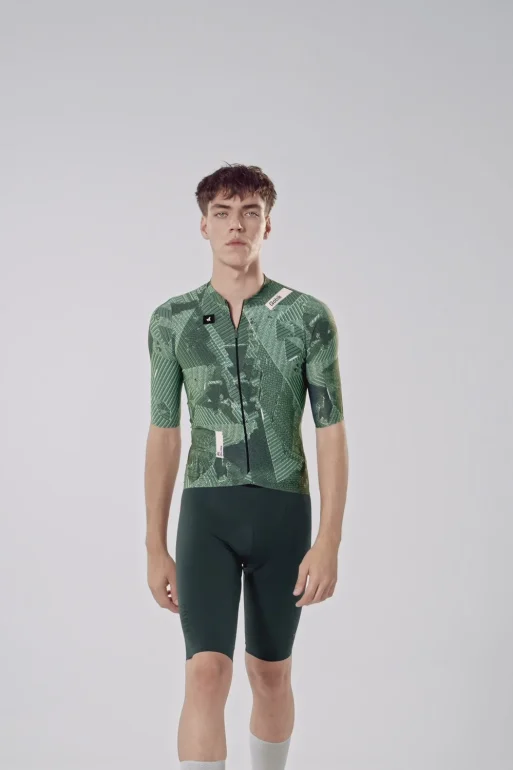 a9b30e9b6dca49428a23c790fc6c5749.thumbnail.0000000000.webp