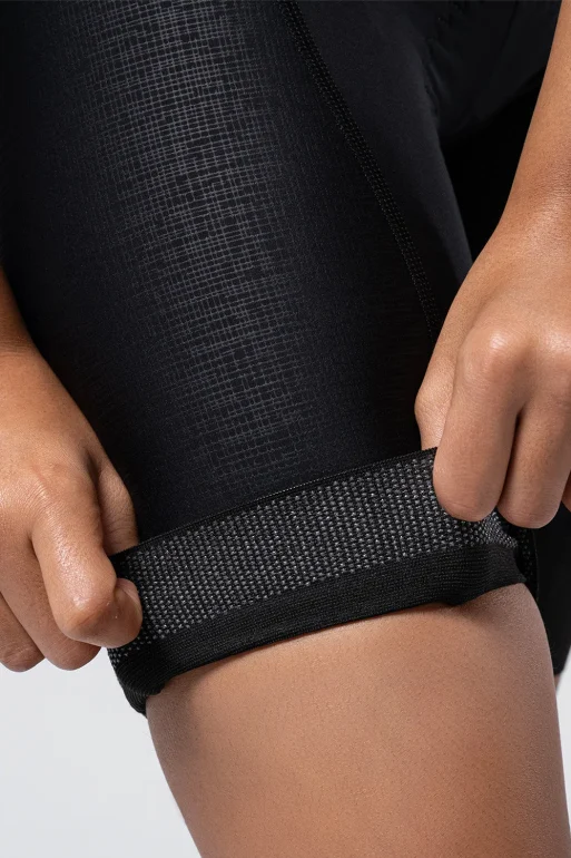 bib-short-absolute-6-1-women-black-k9-10-02-003-122-05.webp