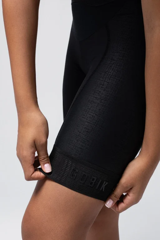 bib-short-absolute-6-1-women-black-k9-10-02-003-122-06.webp