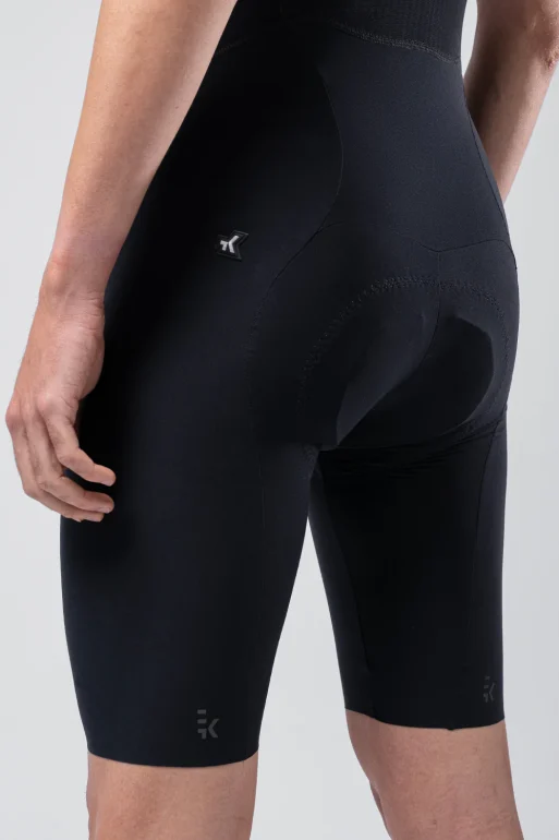 bib-short-ultralite-2-0-men-black-k12-10-02-060-003-08.webp