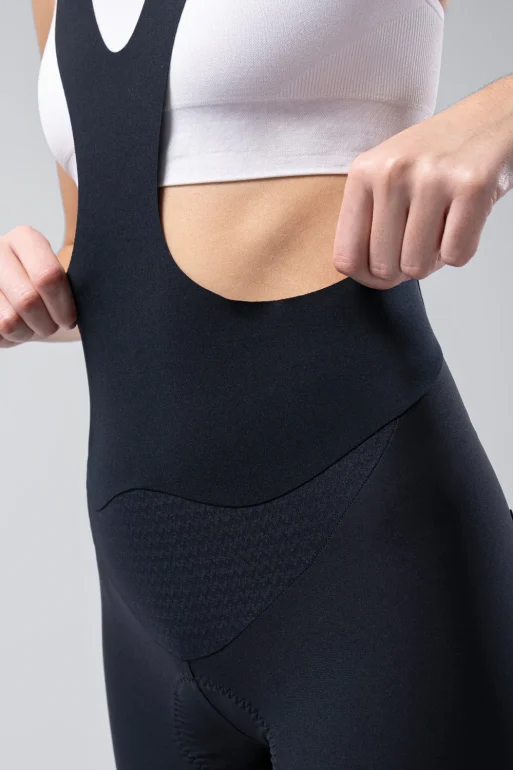 bib-short-ultralite-2-0-women-black-k9-10-02-072-003-04.webp