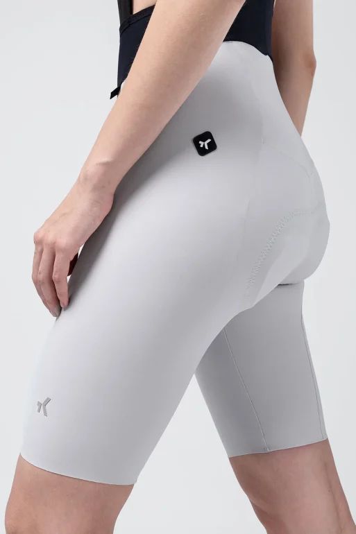 bib-short-x-women-diamond-k9-preorder-warm26-05.webp