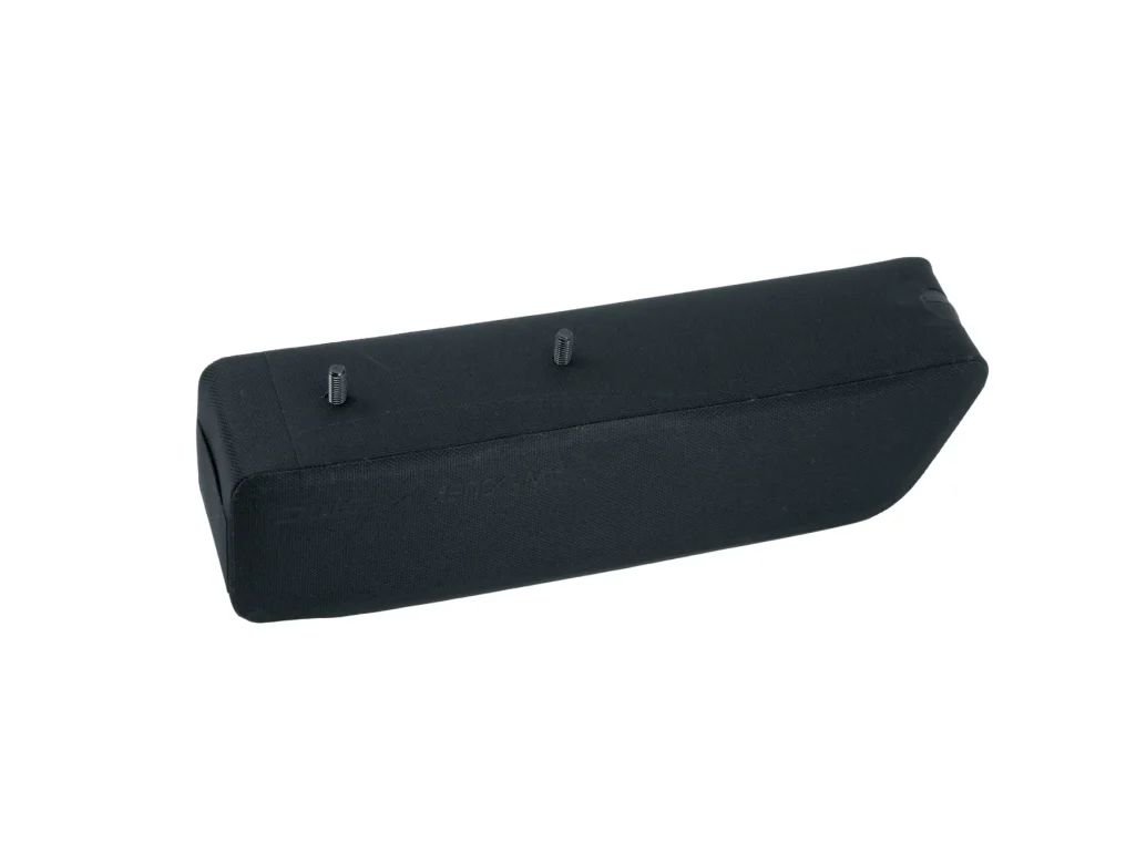 bmc-2021-integrated-top-tube-bag-4_1800x1800