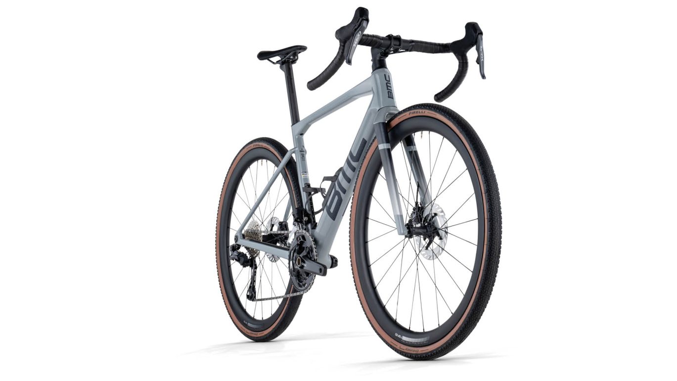 bmc-2026-kaius-01-three-gravel-bike-grey-2_697d7be3-0276-4e3d-85db-8bdf13f7cadf.jpg