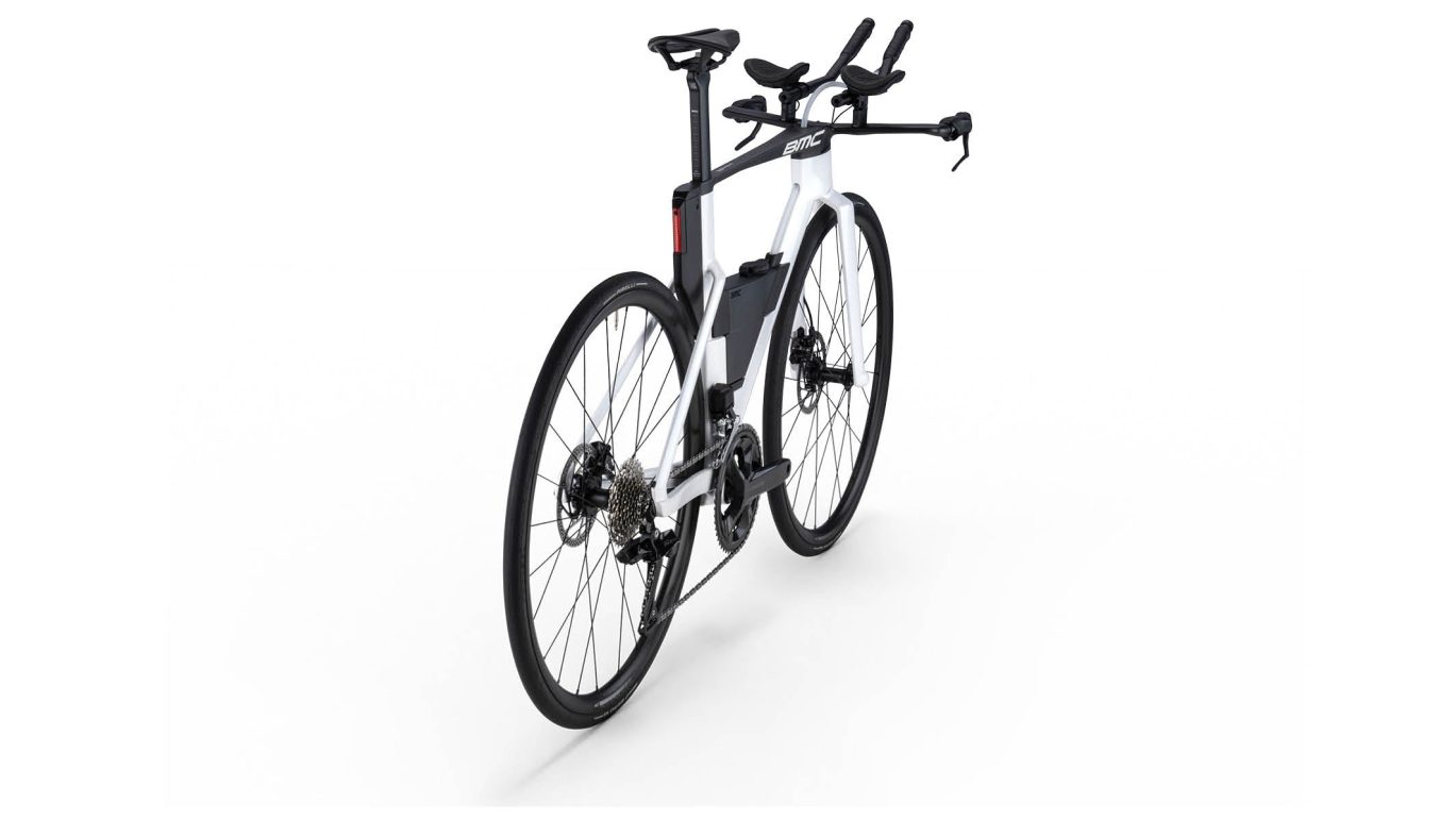 bmc-2026-speedmachine-01-four-aero-bike-white-3.jpg
