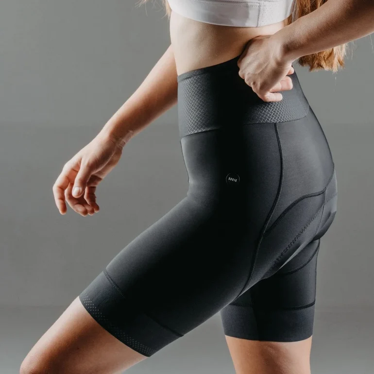 culotte_corto_mujer_limited4-1_sintirantes_black_series_gobik_timeless_4_243bc829-3b25-49bc-8d6d-8f7a6e55b336-1.webp