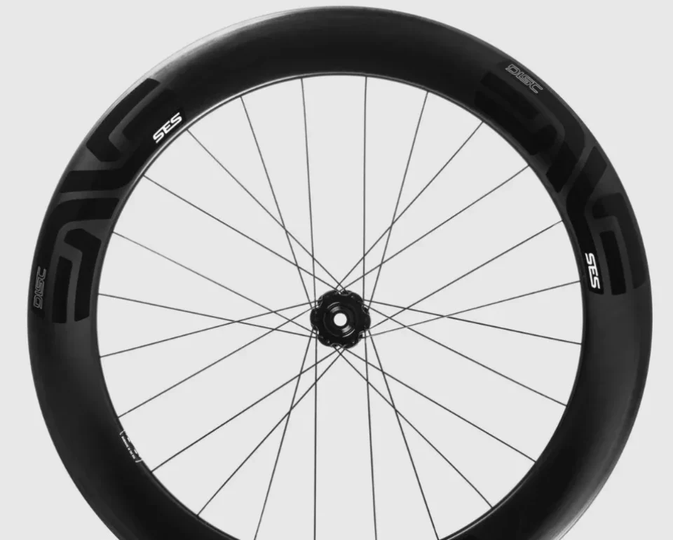 enve-ses-7-8-tubeless-clincher-disc-wheelset-1.webp
