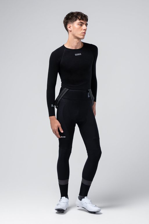 long-sleeve-baselayer-winter-merino-men-coal-timeless-05.jpg