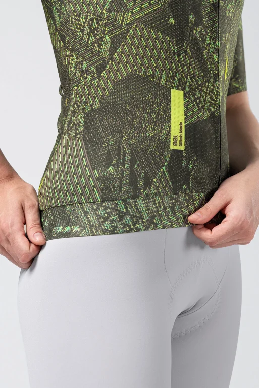 short-sleeve-jersey-cx-pro-4-0-unisex-bug-preorder-warm26-06_bf36aac0-471a-4778-9a92-cb4a9794f373.webp