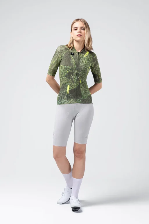 short-sleeve-jersey-cx-pro-4-0-women-bug-preorder-warm26-01_8ea48d05-e865-4adb-8994-07af4596afd4.webp