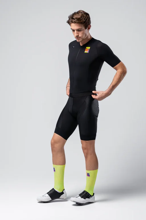 short-sleeve-jersey-cx-solid-men-hk-black-10-01-104-003-02_fd433a80-a0a4-49d4-92ab-fb26cec38866.webp