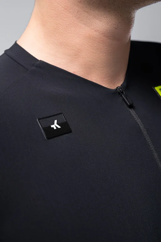 short-sleeve-jersey-cx-solid-unisex-hk-black-10-01-104-003-03_e76e0526-9bc9-4048-88aa-ed77a50d212c.webp