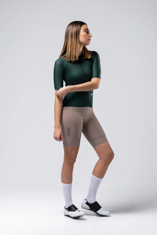 short-sleeve-jersey-infinity-women-bunker-green-10-01-038-023-_1.webp