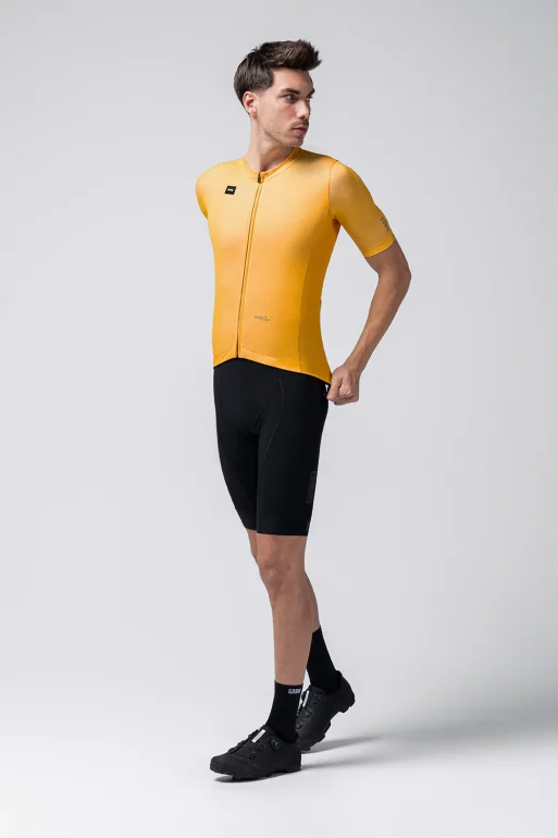 short-sleeve-jersey-stark-men-dandelion-10-01-027-039-01_c4a59f24-9b64-463a-86f6-c4c8c00462a8.webp