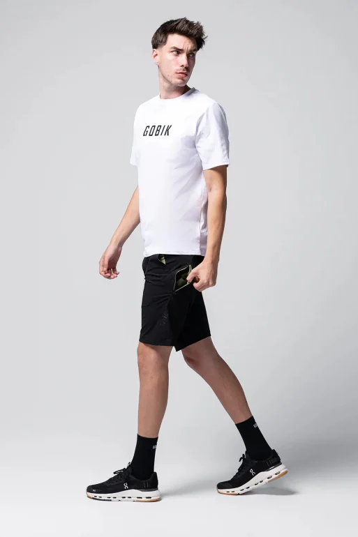 shorts-commuter-men-black-02-1.webp