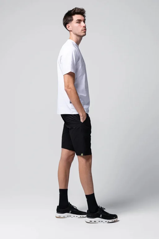 shorts-commuter-men-black-04-1.webp